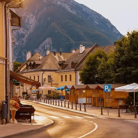 Apartma Maks & Anita