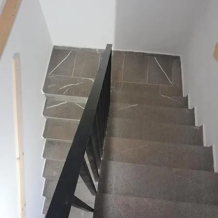 公寓 Apartma Maks & Anita