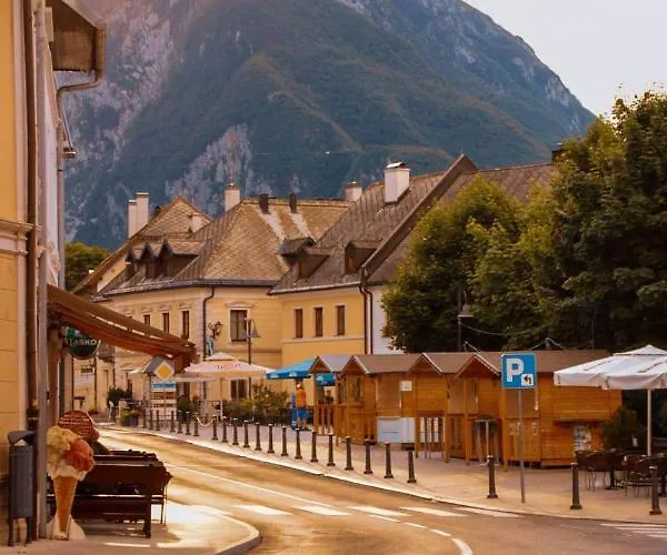 Apartma Maks & Anita