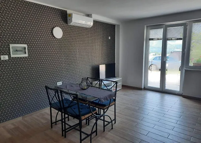 Apartma Maks & Anita דירה *