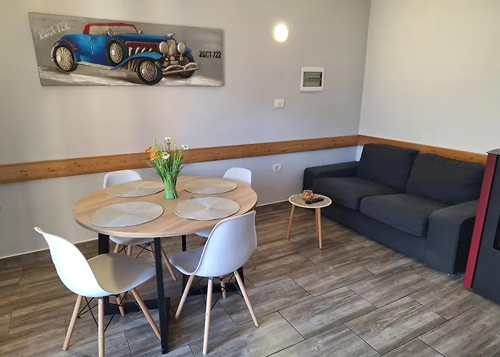 Apartma Maks & Anita דירה *